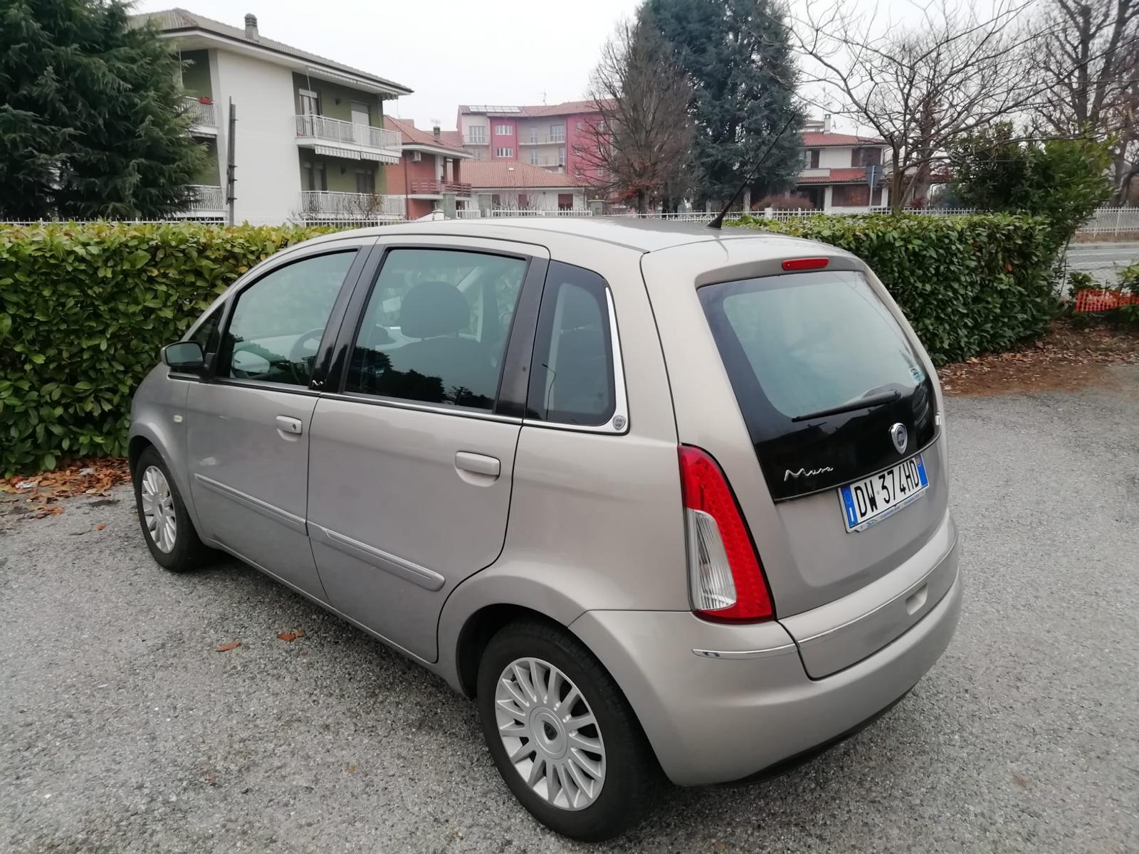 Lancia Musa 1.3 MJT diesel - immagine 3