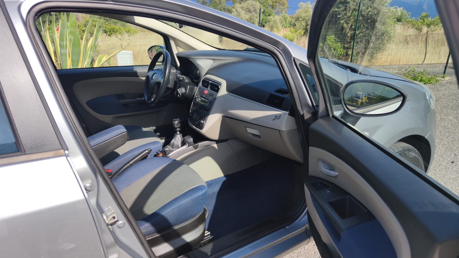 Fiat Grande Punto 1.3 MJT 90 CV - immagine 9