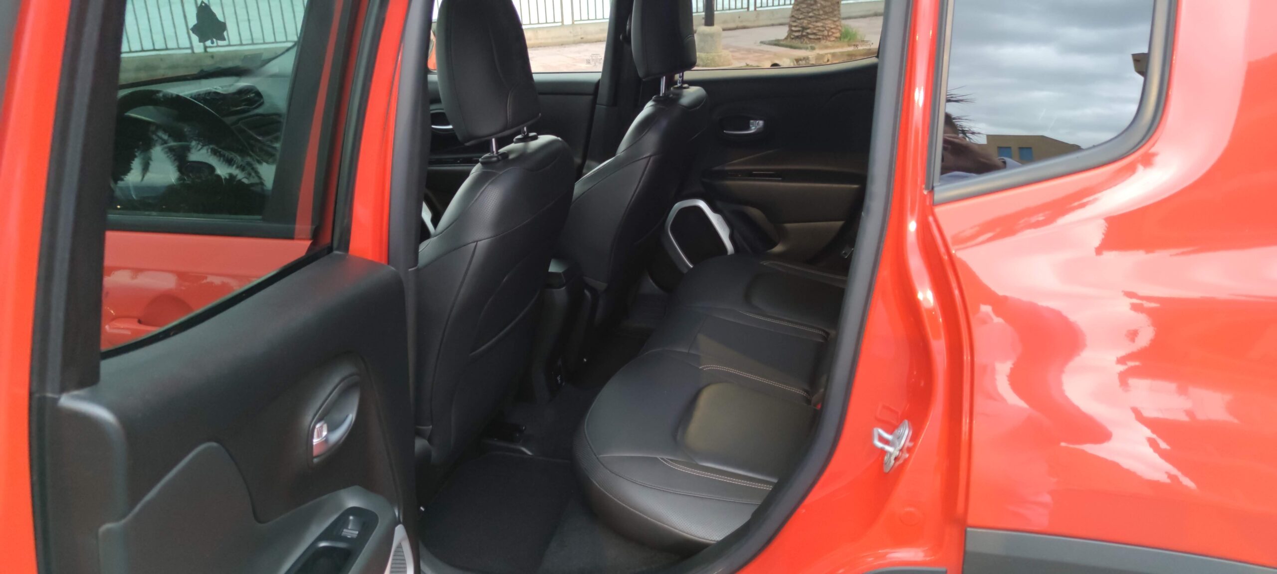 Jeep Renegade 2.0 multijet 140 cv 4x4 - immagine 15